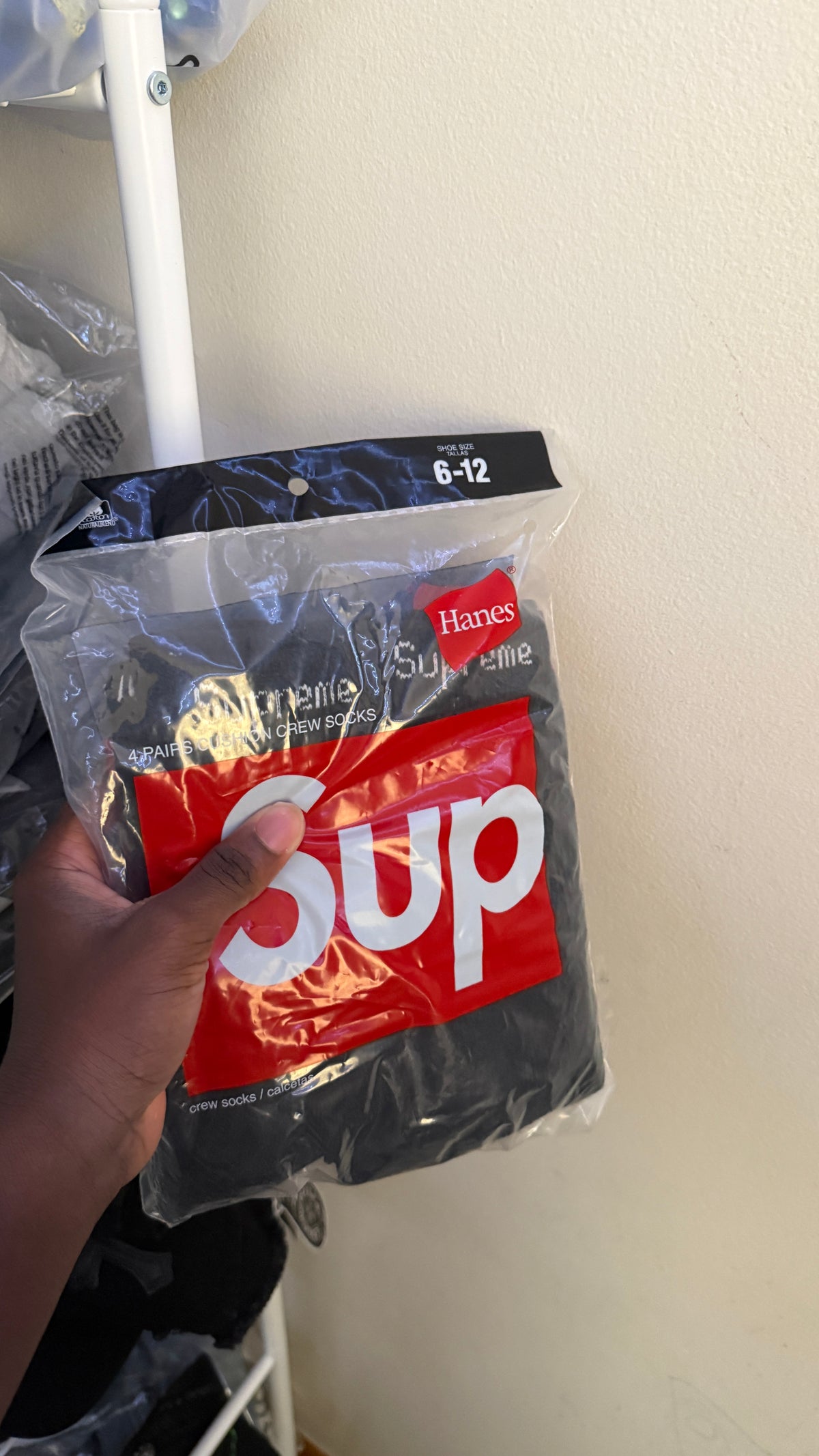 Supreme socks